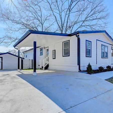 Modern Home At Colonial College Park Atlanta Bagian luar foto