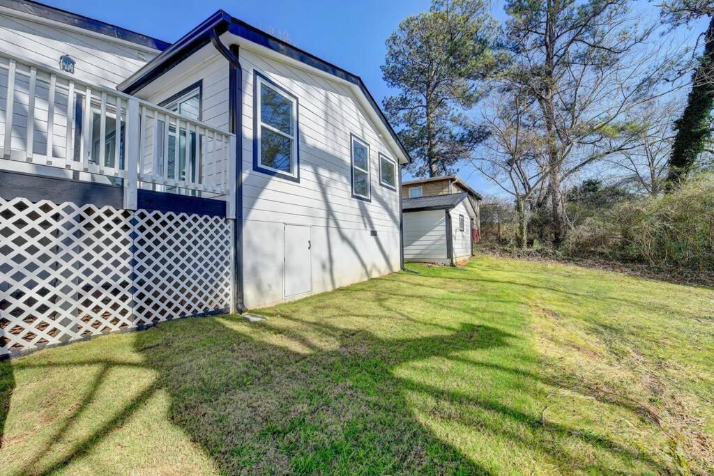 Modern Home At Colonial College Park Atlanta Bagian luar foto